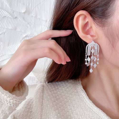 Royal French Arc Sparkling Oorbellen met Emerald-Cut Gems-3 kleuren