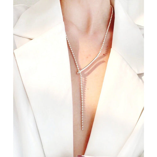 Elegante zilveren ball chain ketting, een must-have sieraad voor een verfijnde en chique uitstraling, perfect voor dagelijks gebruik
