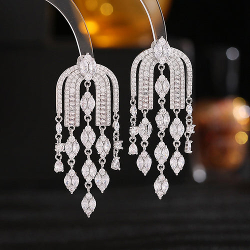 Royal French Arc Sparkling Oorbellen met Emerald-Cut Gems-3 kleuren