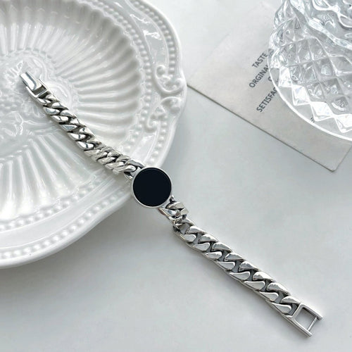 Zilveren armband met onyx kristallen