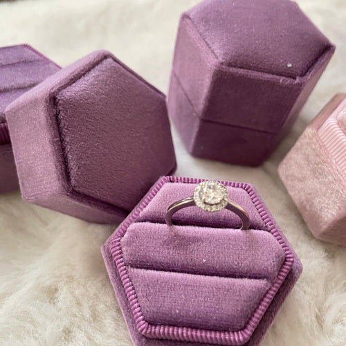 Vintage geïnspireerde Hexagon fluwelen trouwring box-pinky kleuren